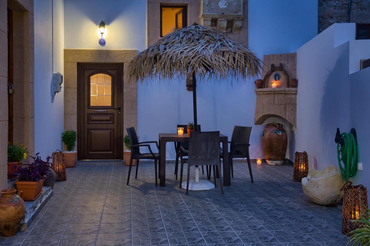 Stone Arch Villa Malona Village Exteriör bild