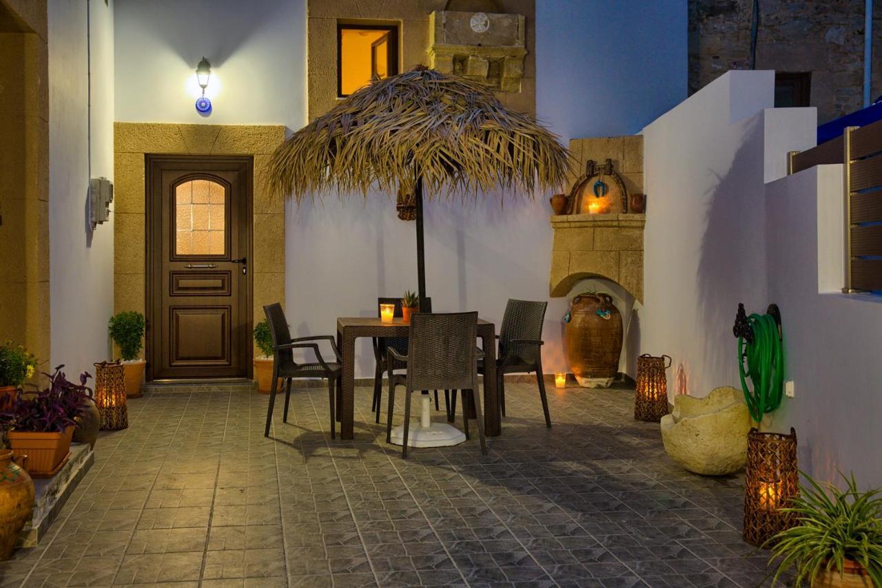 Stone Arch Villa Malona Village Exteriör bild